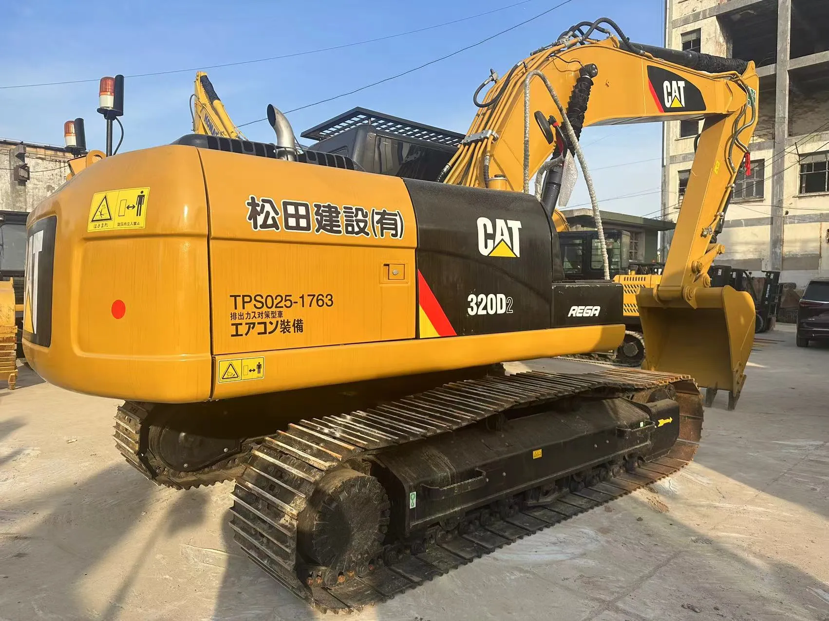 Used Caterpillar 320d Excavator for Sale at a Low Price. - CAT - 320D - Used