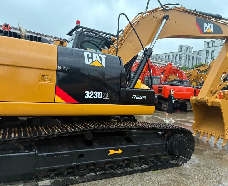 used caterpillar cat 323d2l less time good condition - caterpillar - 323d2l - Used