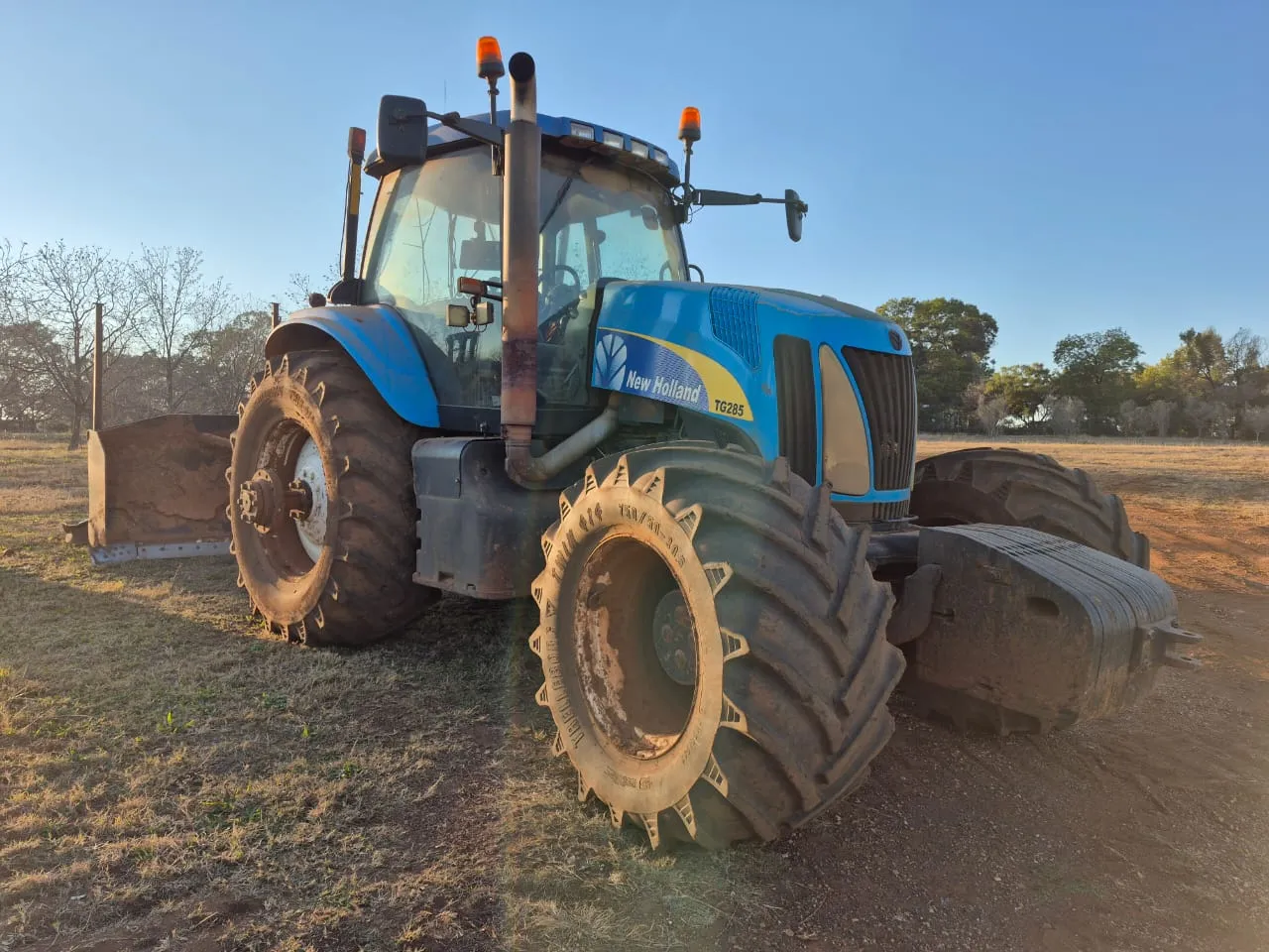 2007 New Holland TG285 Tractor with Rear Grader Blade