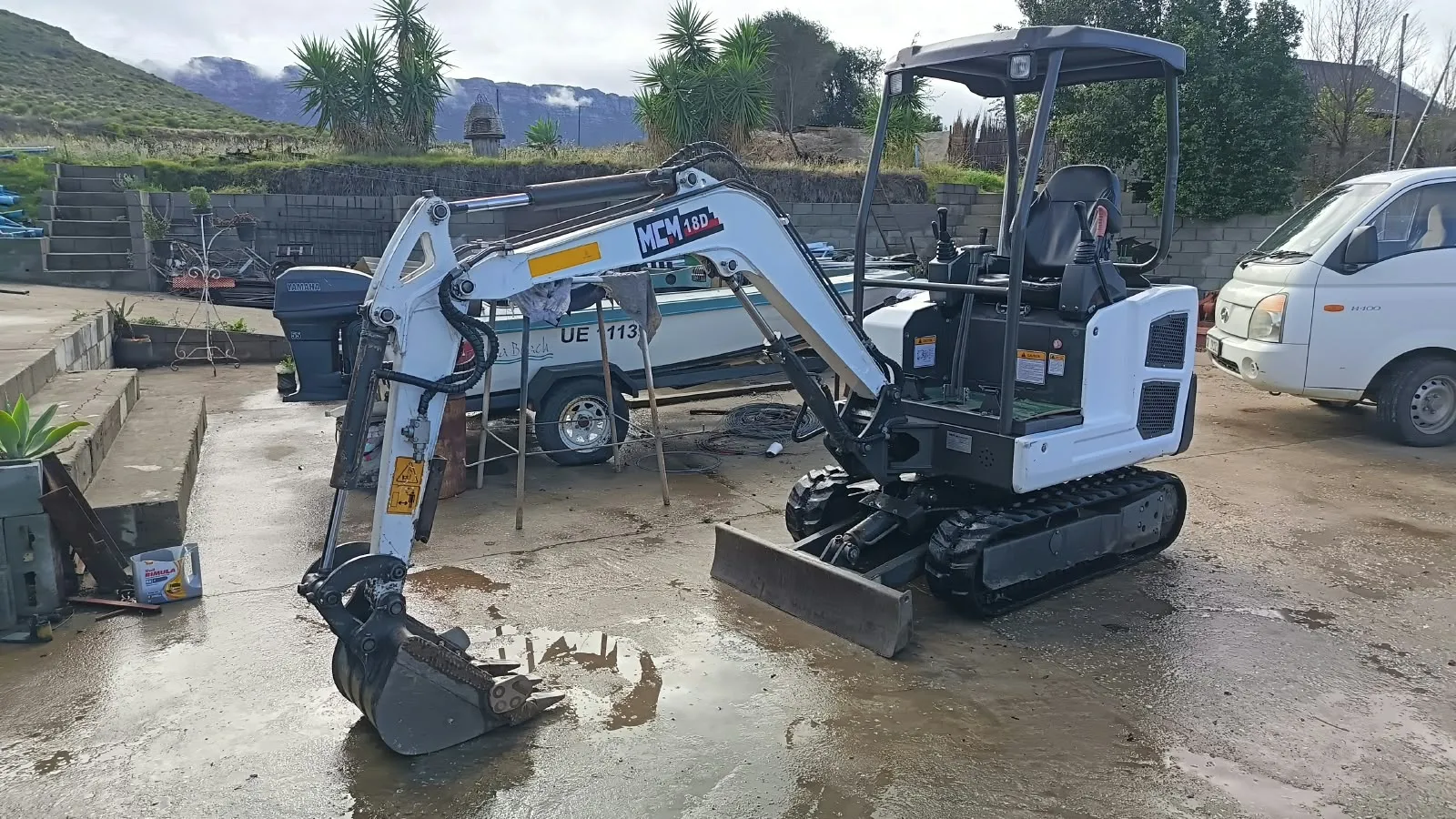 MCM 18D Mini Excavator