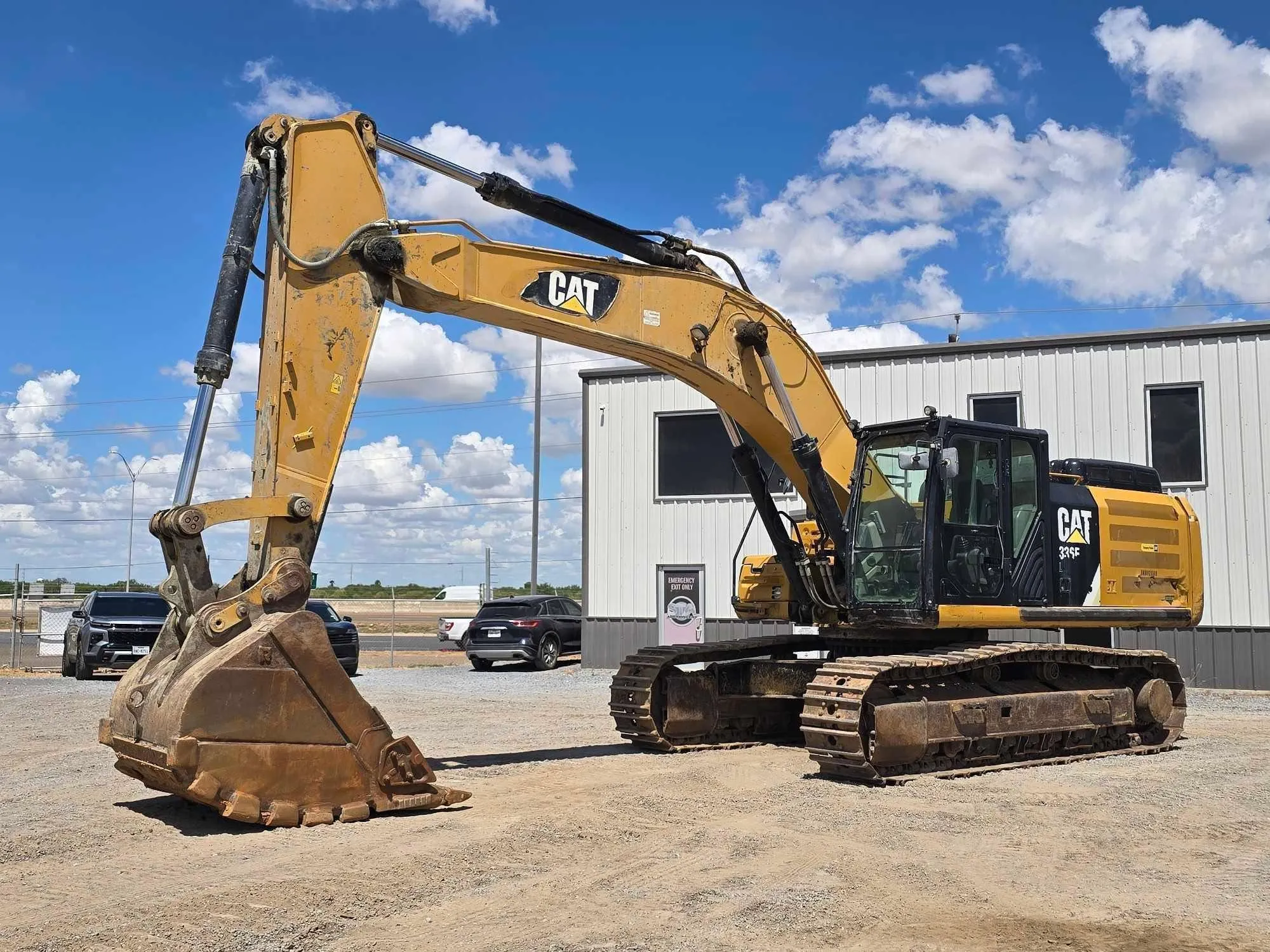 +1 (757) 810-2635🚧 CAT Construction Machinery Available for Sale! 🚧