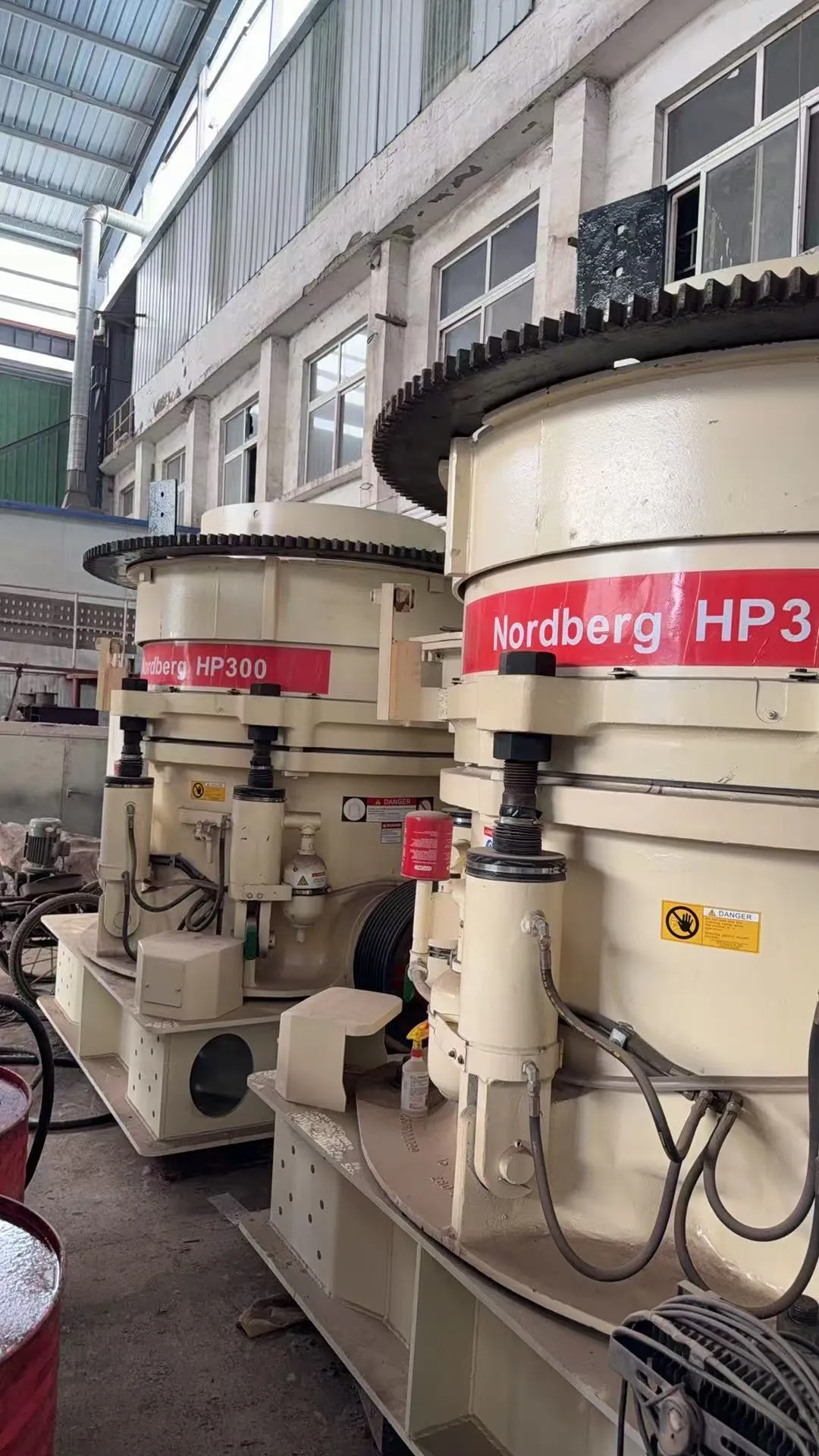 Metso HP300, brand new and unused