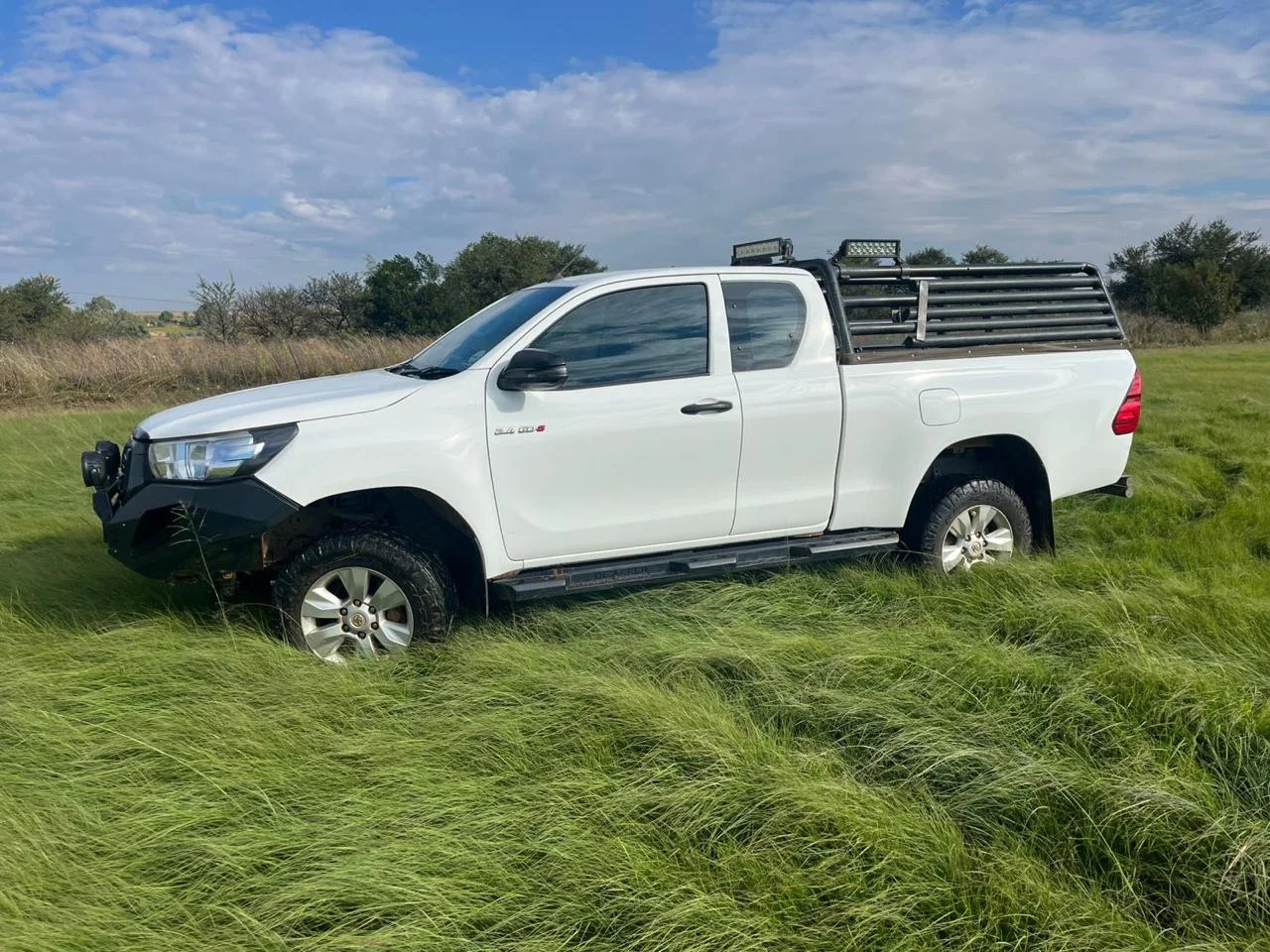 2019 Toyota Hilux 2.4 GD6 Extra Cab - Toyota - Hilux 2.4 GD6 Extra Cab - Used